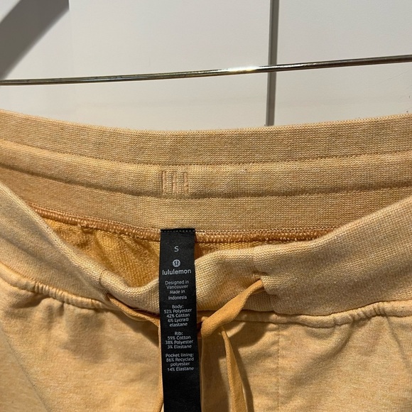 Lululemon City Sweat Short French Terry 9" Heathered Beeswax- Men’s Small NWOT - Picture 6 of 7